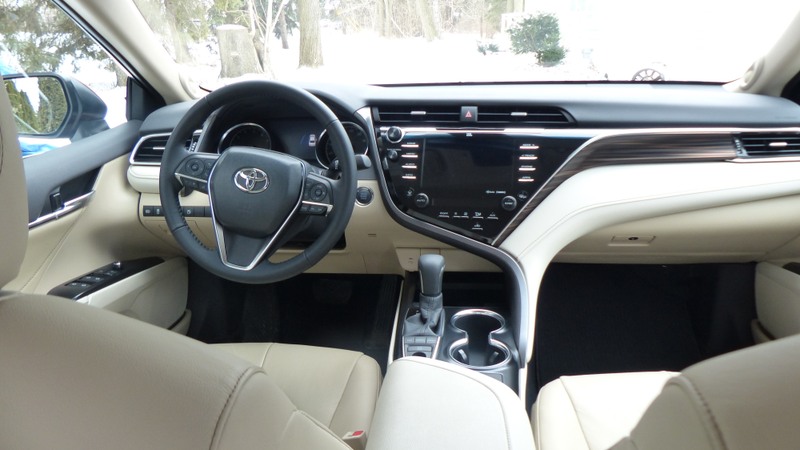 Illustration for article titled What Do You Want To Know About The 2018 Toyota Camry?